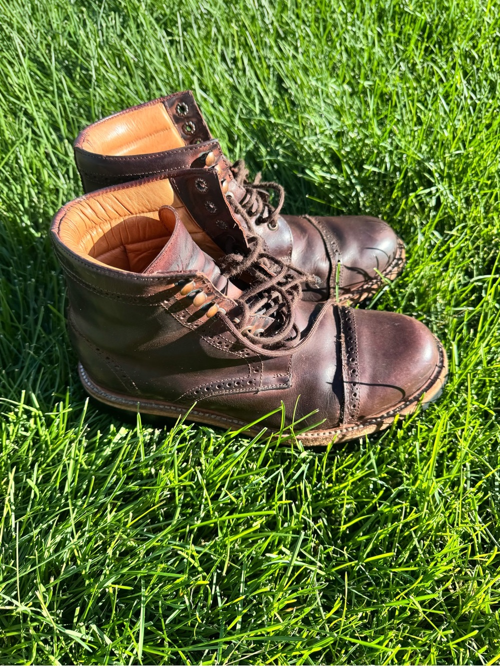 Wilsons Leather Men’s 9 Brown Cap Toe Lace-Up Boots Vibram Sole